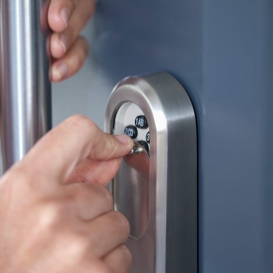 Elektronischer Türbeschlag